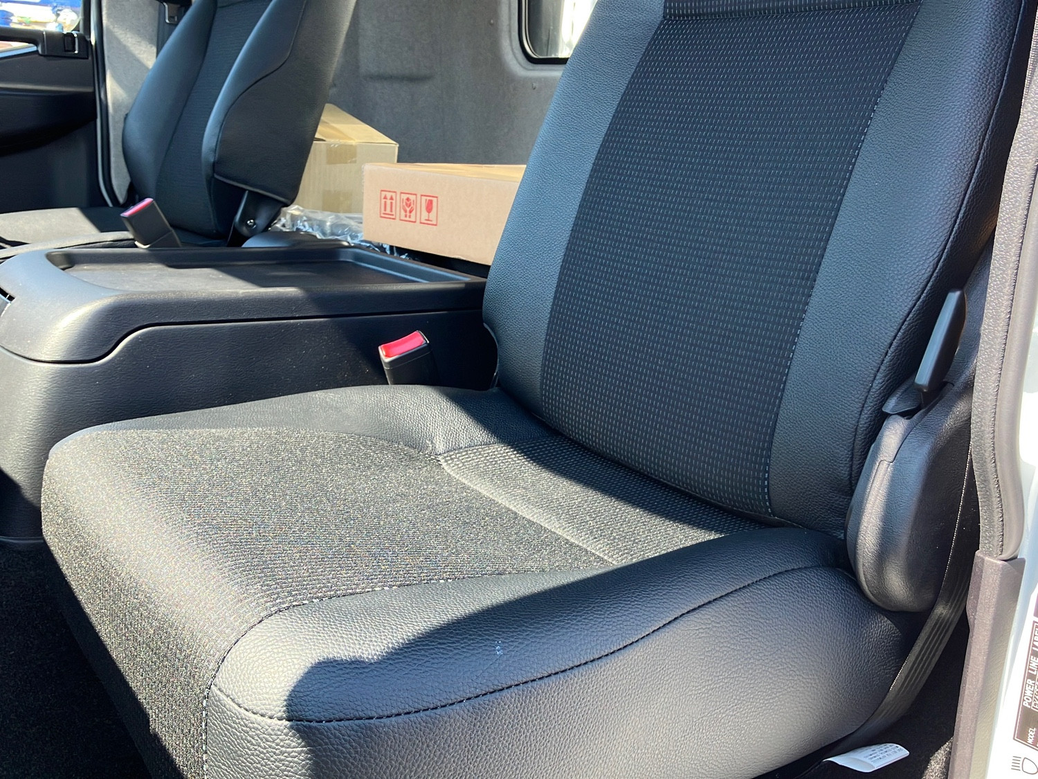 三菱 ファイター 2KG-FK62F(2WD)の写真18