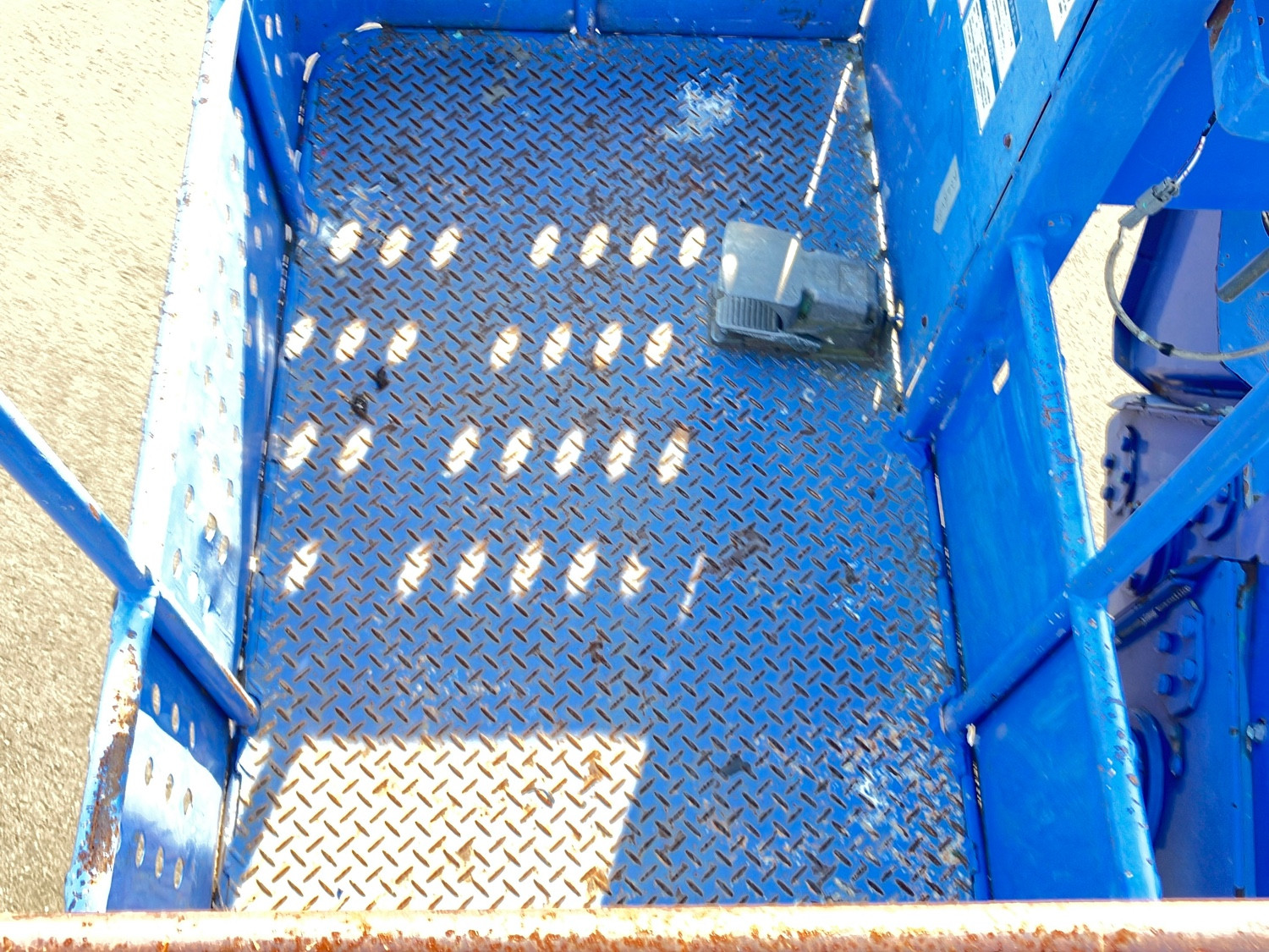 いすゞ エルフ SKG-NPR85YN(2WD)の写真10