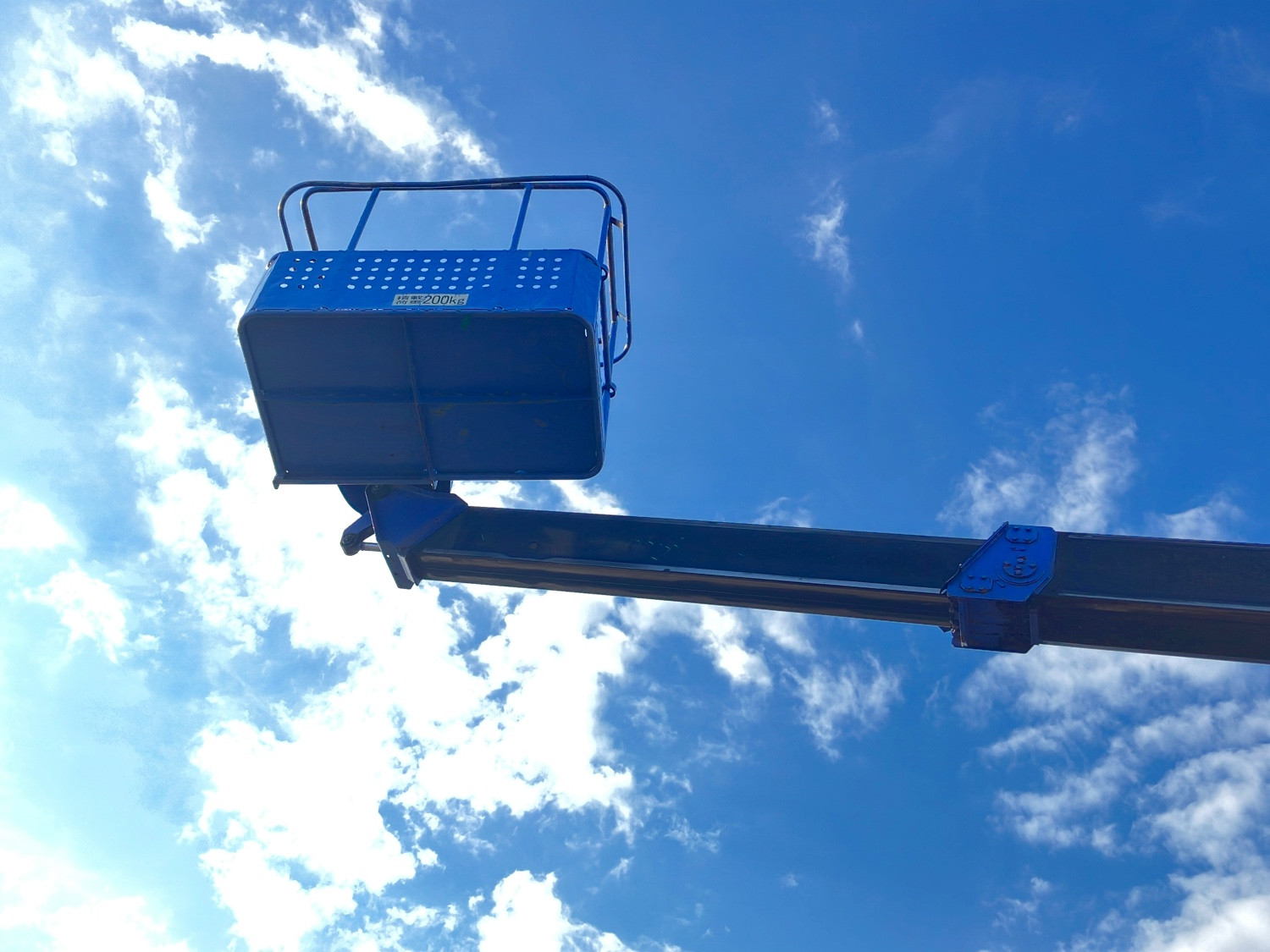 いすゞ エルフ SKG-NPR85YN(2WD)の写真14