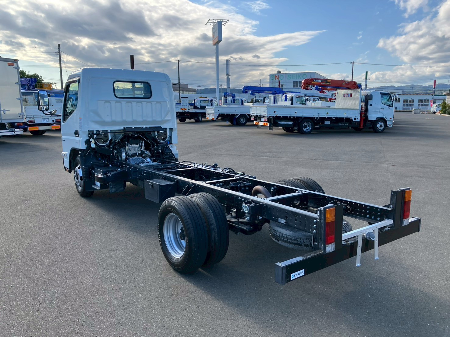 三菱 キャンター 2RG-FEA20(2WD)の写真4