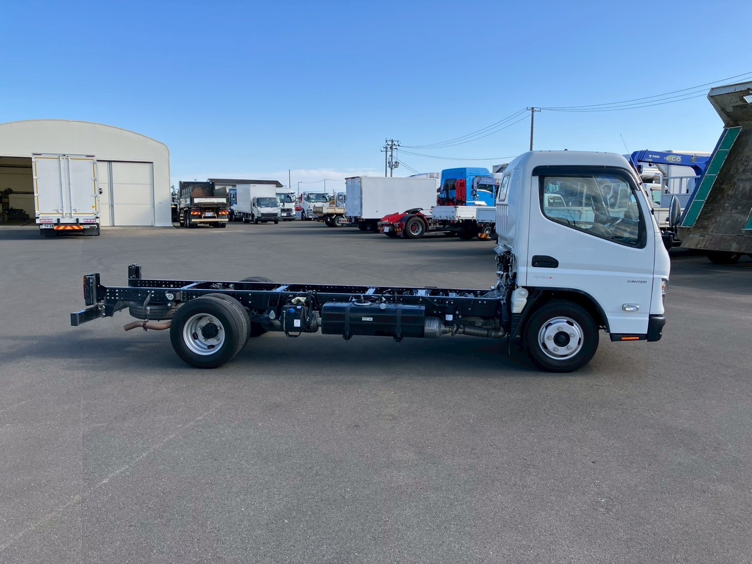 三菱 キャンター 2RG-FEA20(2WD)の写真6