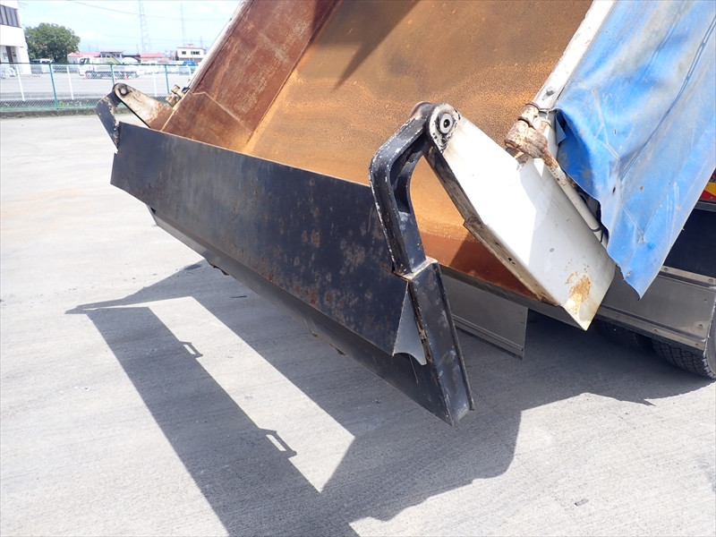 いすゞ ギガ 2PG-CXZ77CT(6x4)の写真11