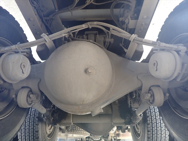 いすゞ ギガ 2PG-CXZ77CT(6x4)の写真21