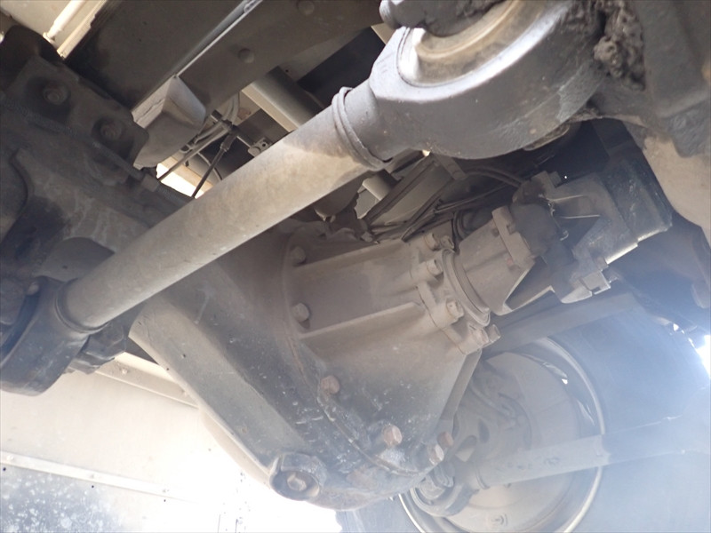 いすゞ ギガ 2PG-CXZ77CT(6x4)の写真22