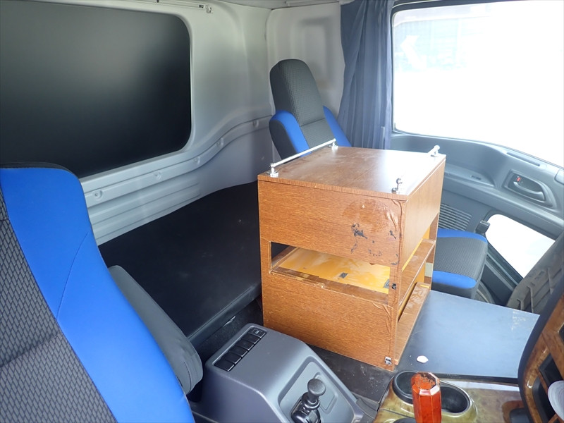 いすゞ ギガ 2PG-CXZ77CT(6x4)の写真33