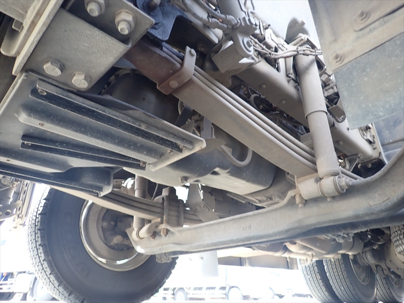 いすゞ ギガ 2PG-CXZ77CT(6x4)の写真47