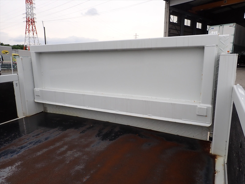 いすゞ エルフ TKG-NJR85AN(2WD)の写真13