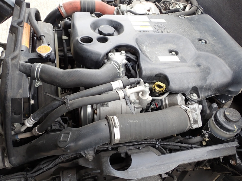 いすゞ エルフ TKG-NJR85AN(2WD)の写真25