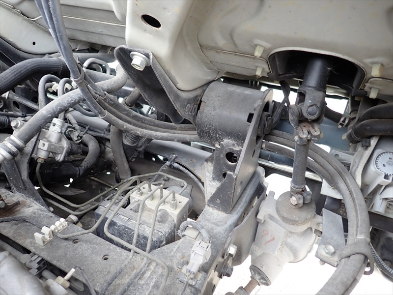 いすゞ エルフ TKG-NJR85AN(2WD)の写真27