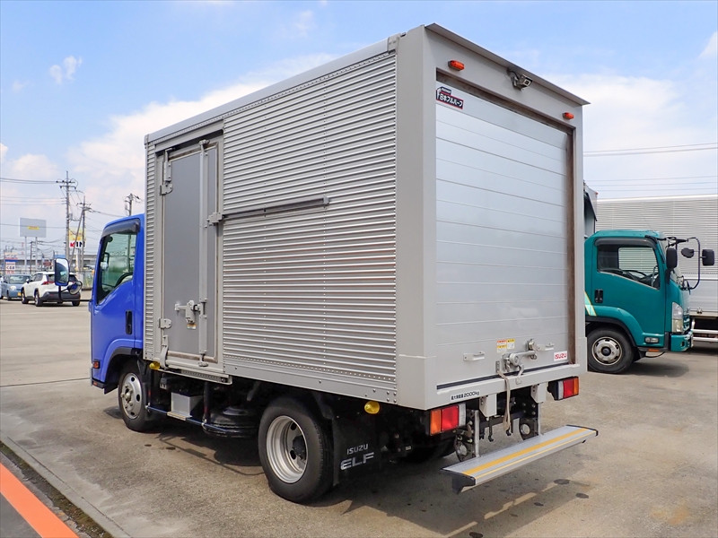 いすゞ エルフ 2RG-NMR88AN(2WD)の写真4