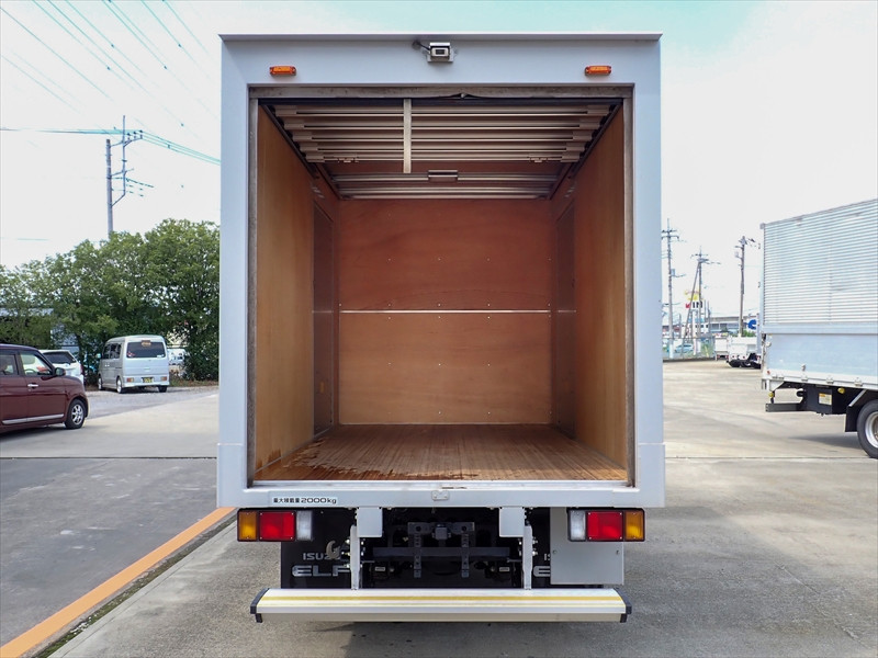 いすゞ エルフ 2RG-NMR88AN(2WD)の写真6