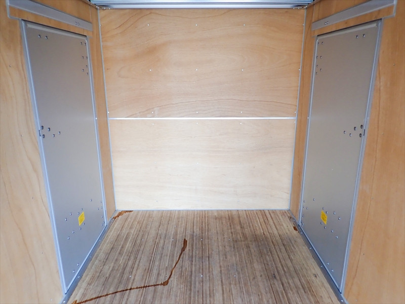 いすゞ エルフ 2RG-NMR88AN(2WD)の写真7