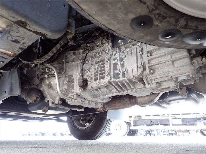 いすゞ エルフ 2RG-NMR88AN(2WD)の写真16