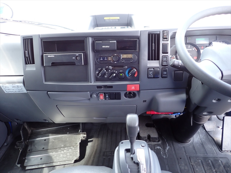いすゞ エルフ 2RG-NMR88AN(2WD)の写真20