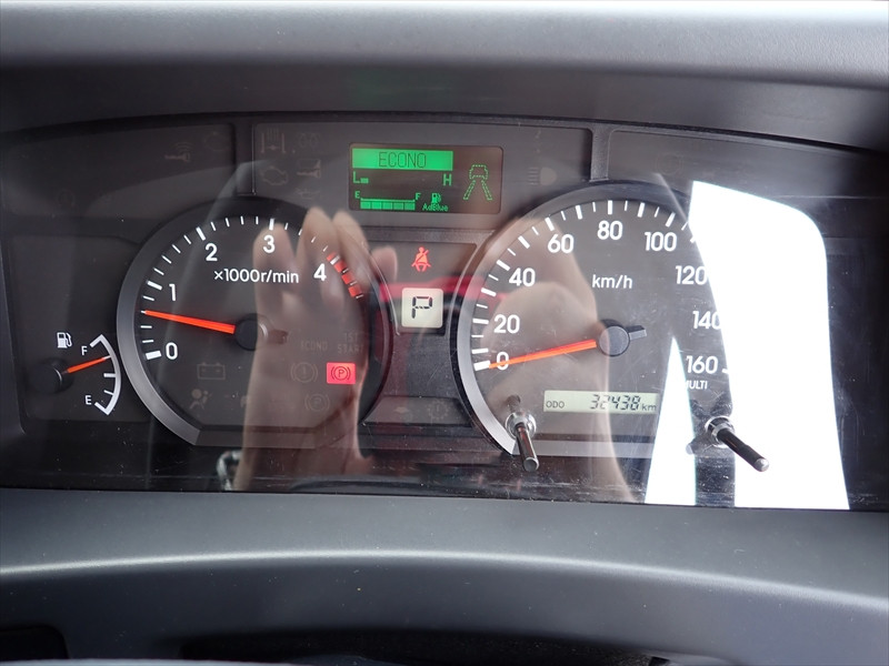 いすゞ エルフ 2RG-NMR88AN(2WD)の写真22