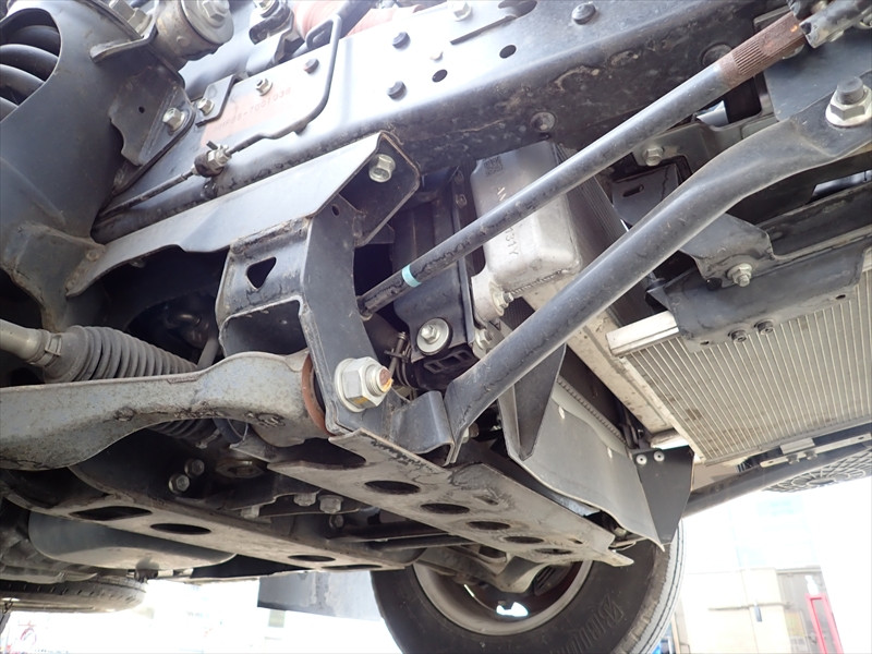 いすゞ エルフ 2RG-NMR88AN(2WD)の写真31