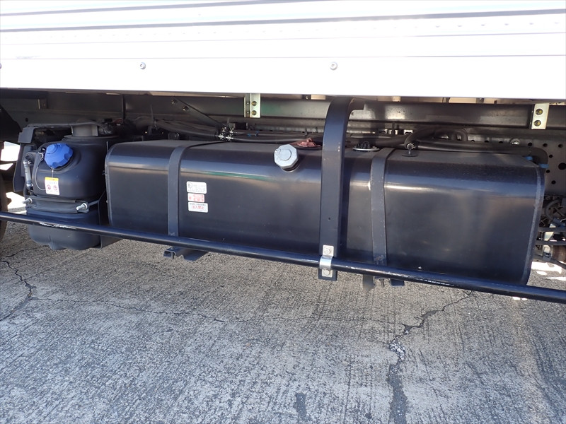 いすゞ エルフ 2RG-NLR88AN(2WD)の写真21