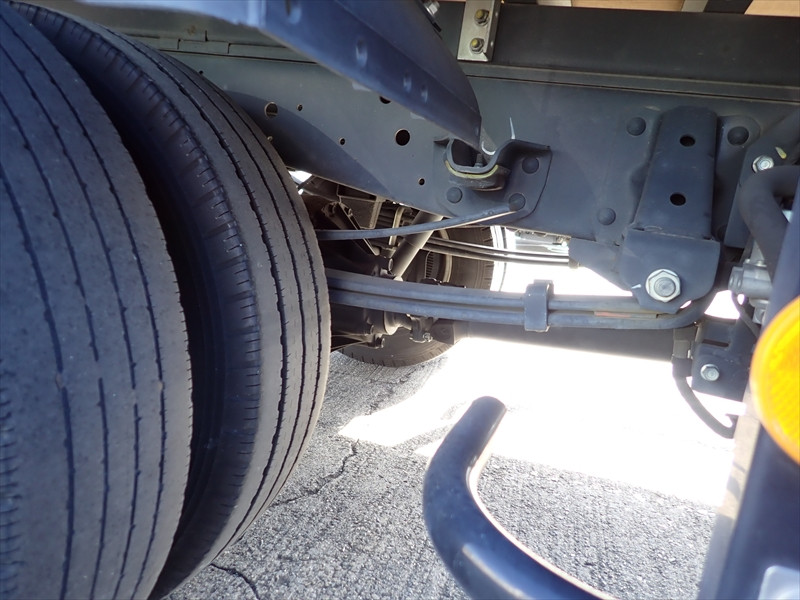 いすゞ エルフ 2RG-NLR88AN(2WD)の写真23