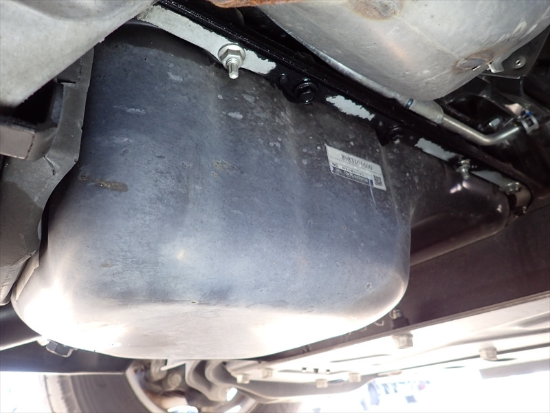 いすゞ エルフ 2RG-NLR88AN(2WD)の写真31