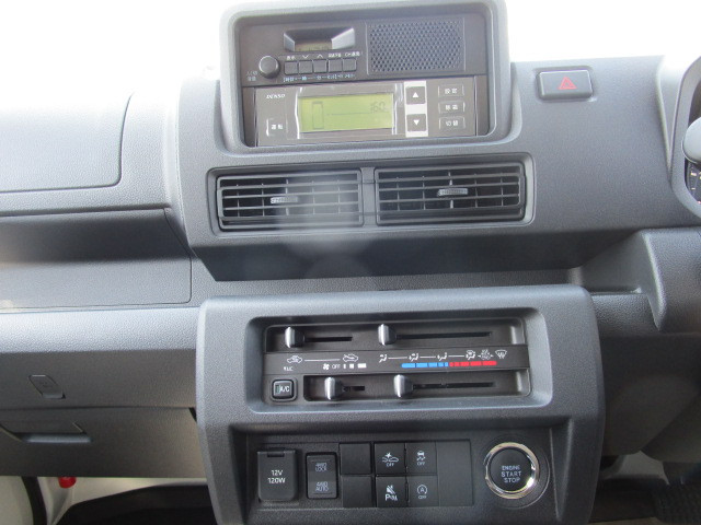 ダイハツ ハイゼットトラック 3BD-S510P(4WD)の写真19