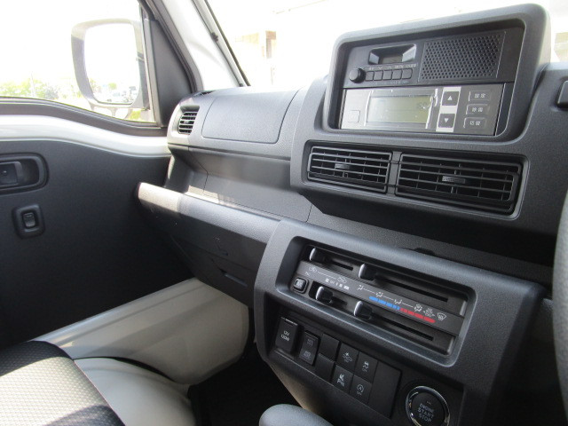 ダイハツ ハイゼットトラック 3BD-S510P(4WD)の写真20