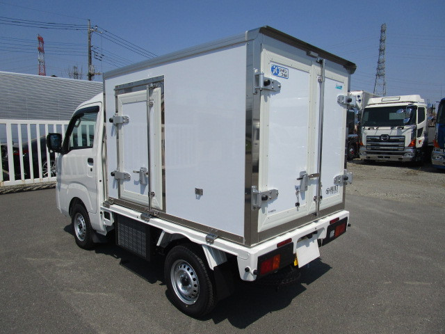 ダイハツ ハイゼットトラック 3BD-S510P(4WD)の写真7