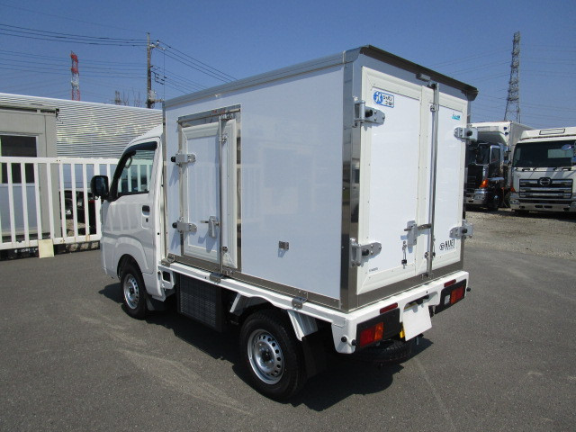 ダイハツ ハイゼットトラック 3BD-S500P(2WD)の写真7