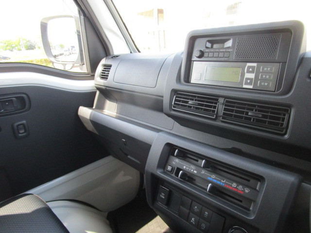 ダイハツ ハイゼットトラック 3BD-S500P(2WD)の写真18