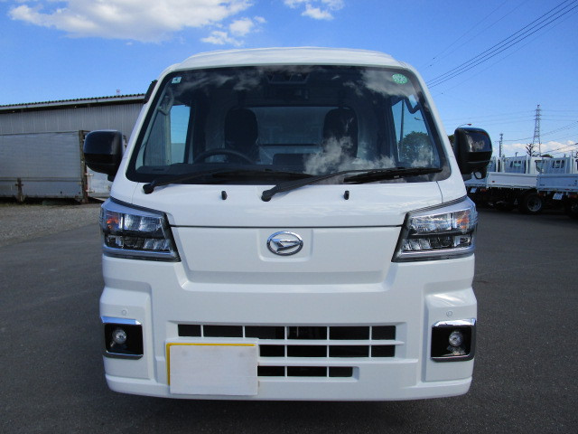 ダイハツ ハイゼットトラック 3BD-S500P(2WD)の写真2