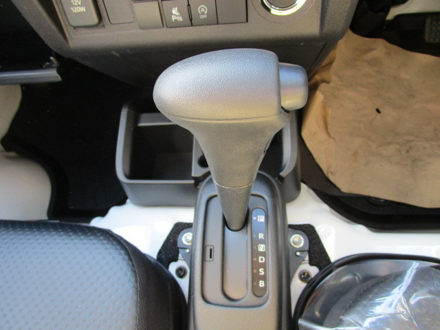 ダイハツ ハイゼットトラック 3BD-S500P(2WD)の写真17