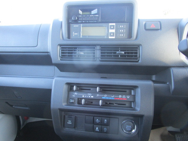 ダイハツ ハイゼットトラック 3BD-S500P(2WD)の写真18