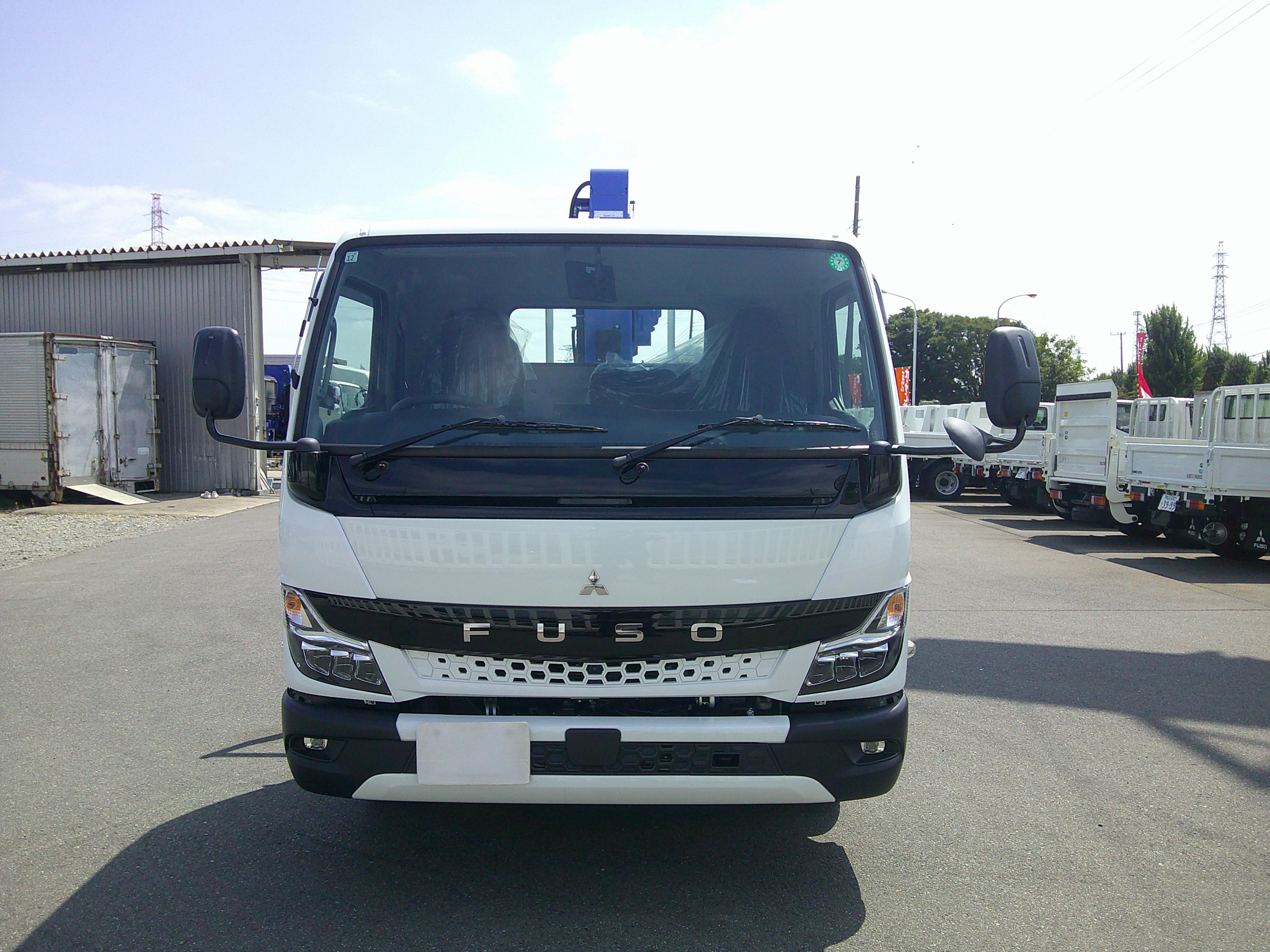 三菱 キャンター 2PG-FEB90(2WD)の写真2