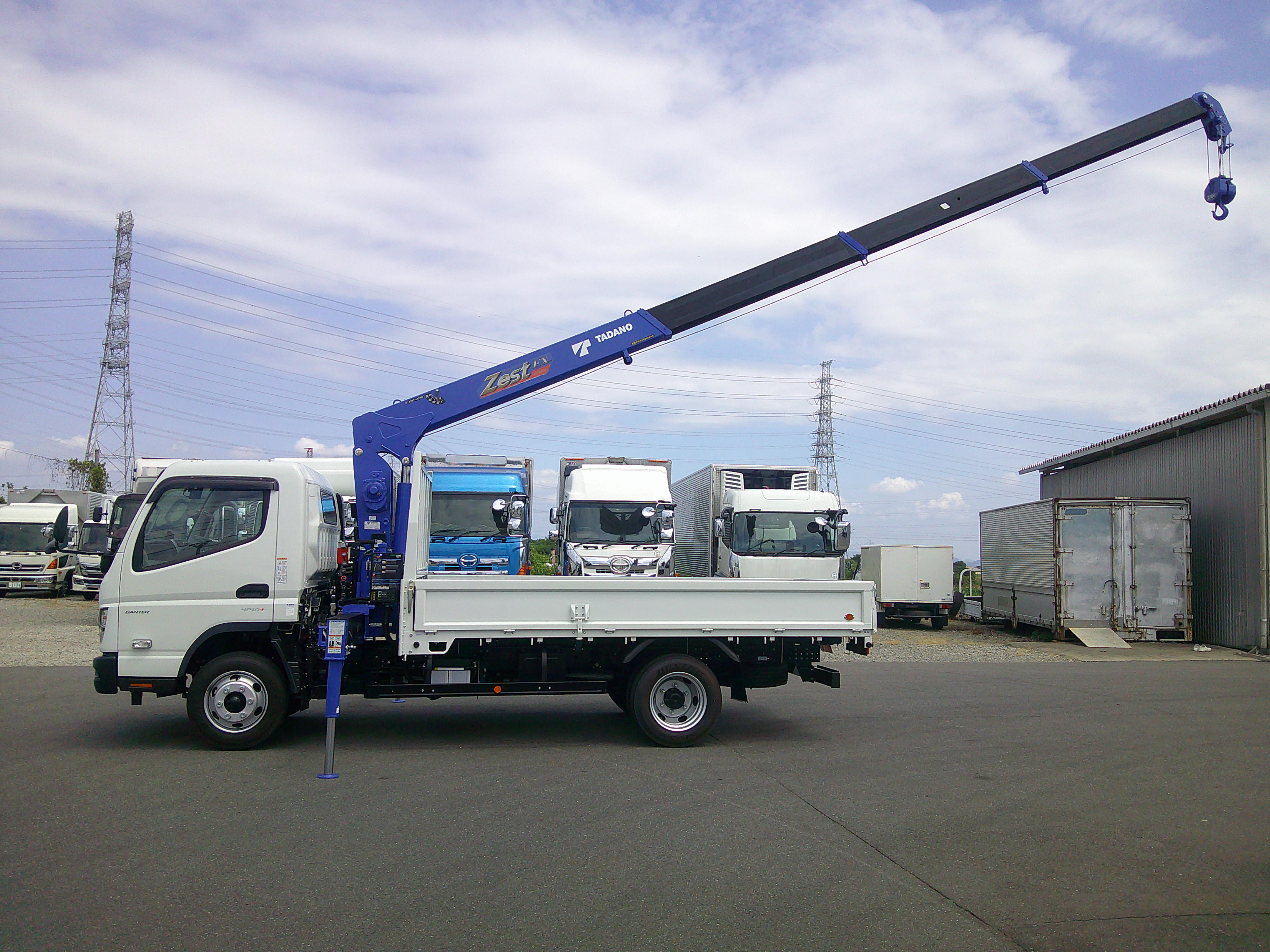 三菱 キャンター 2RG-FEB80(2WD)の写真10