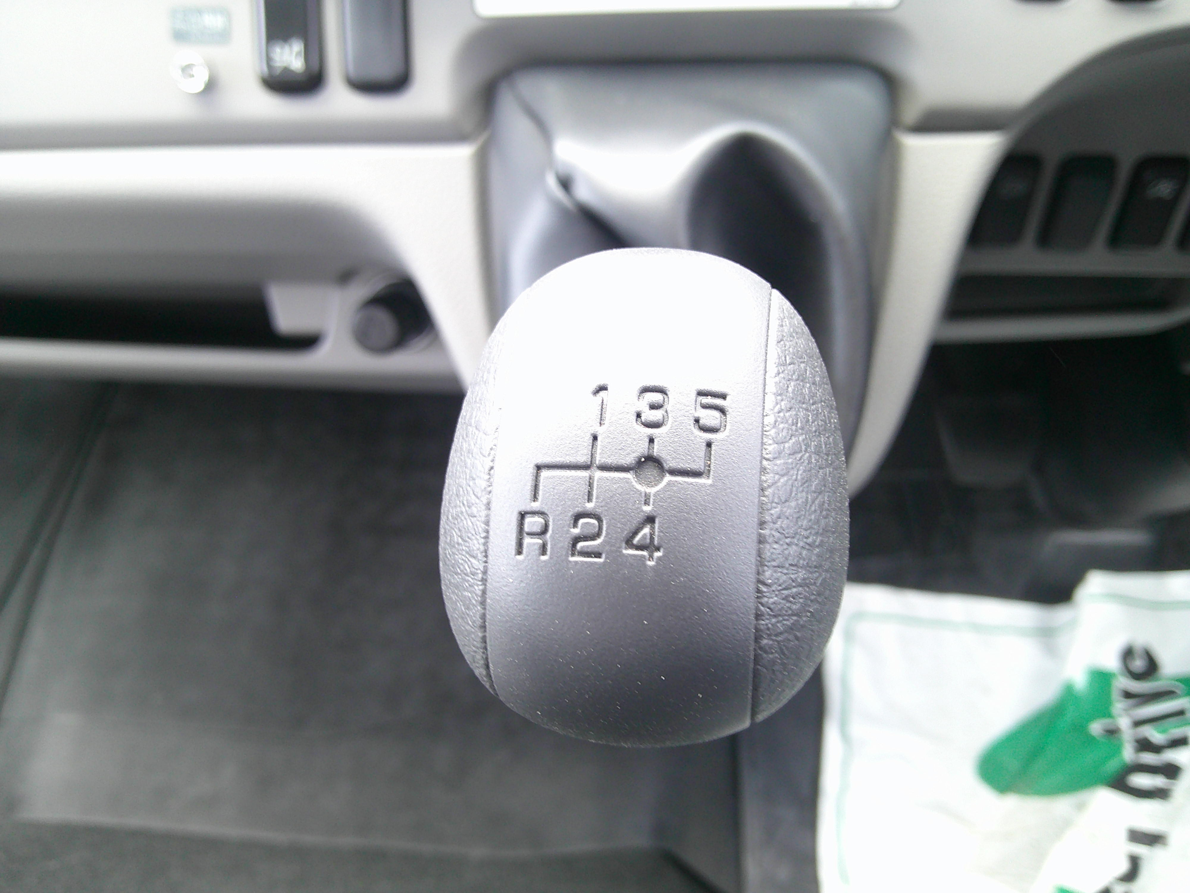 三菱 キャンター 2RG-FEB80(2WD)の写真17