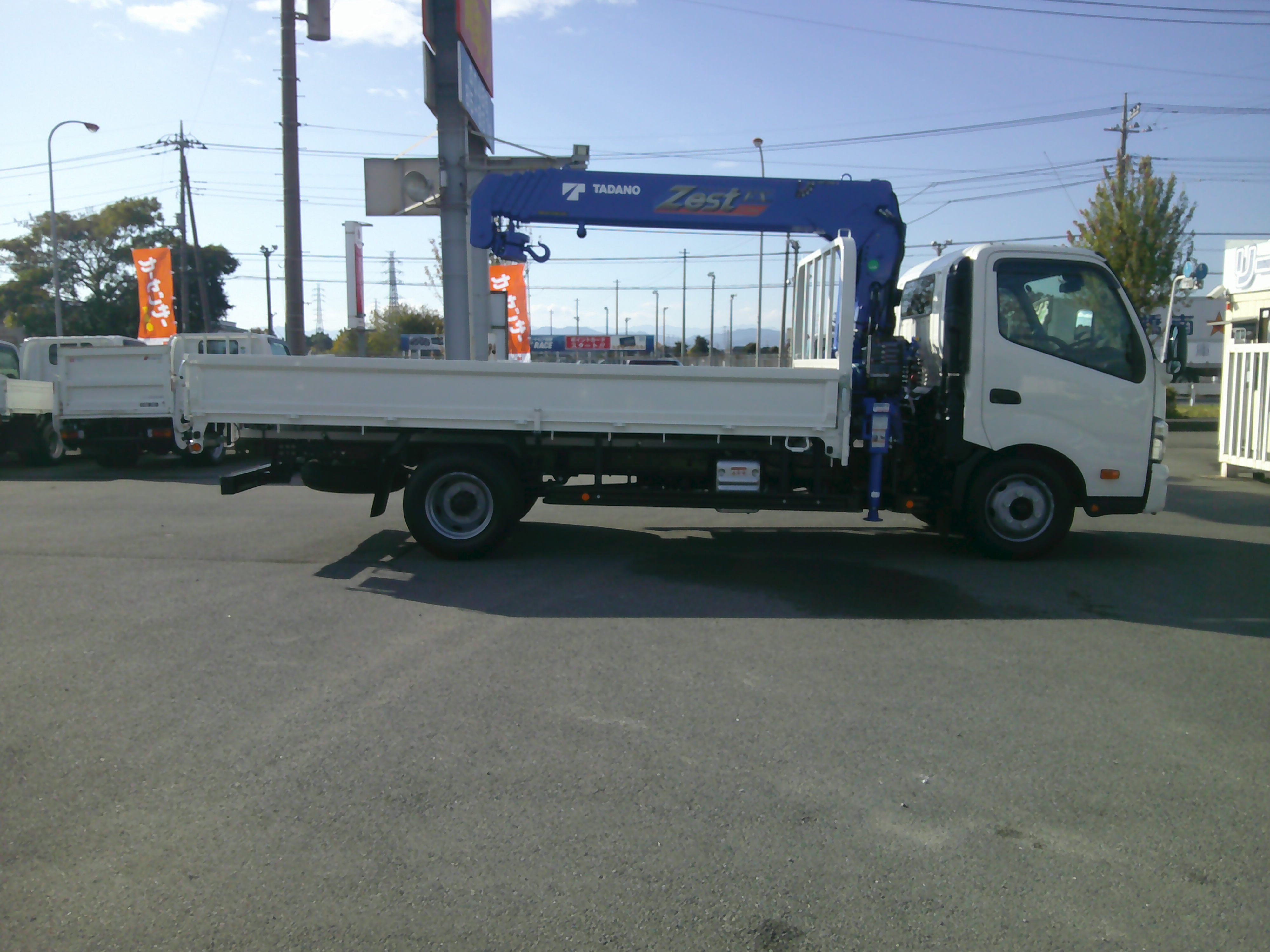 日産 ニッサン 2KG-XZU720(2WD)の写真4