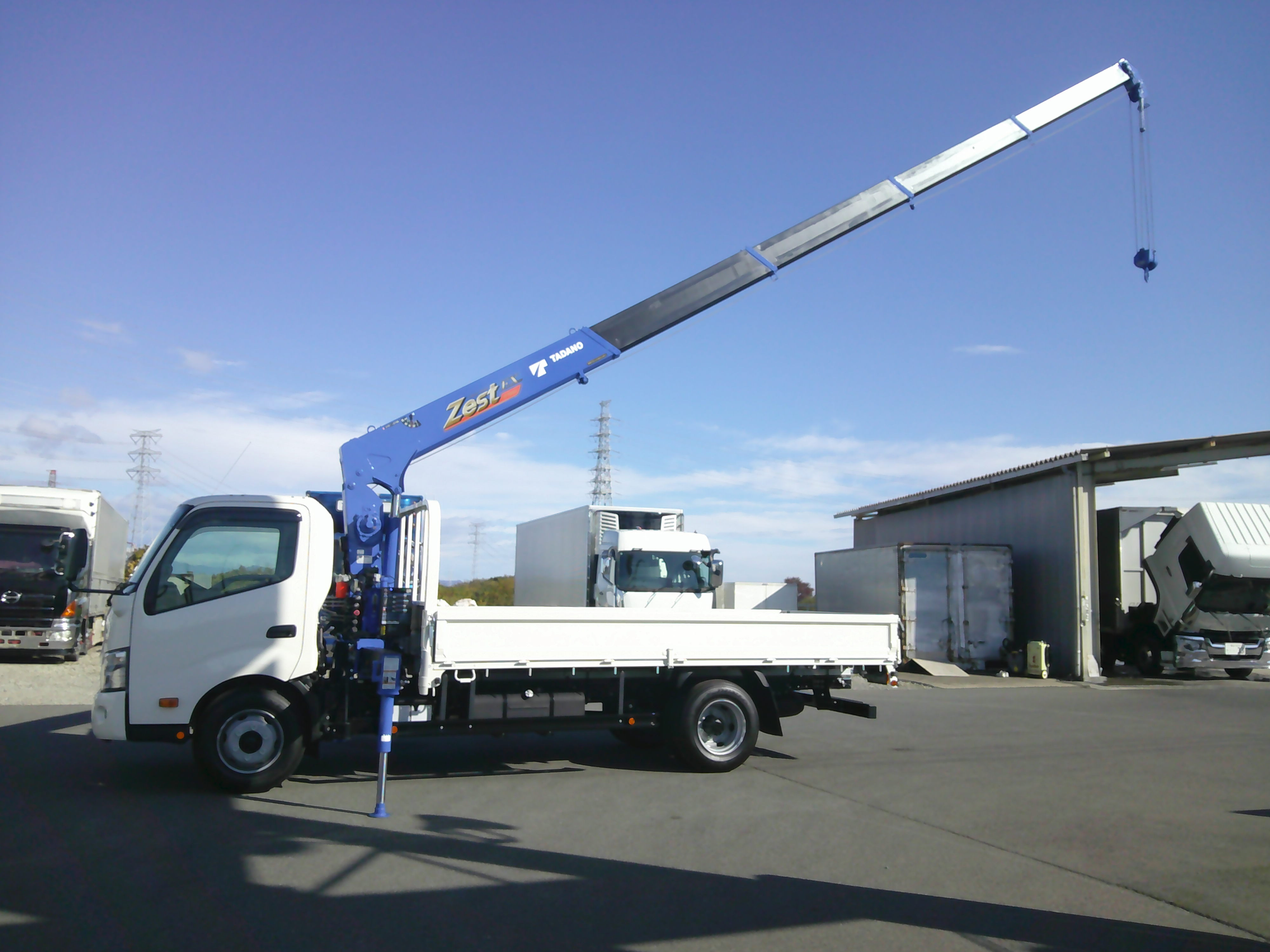 日産 ニッサン 2KG-XZU720(2WD)の写真10