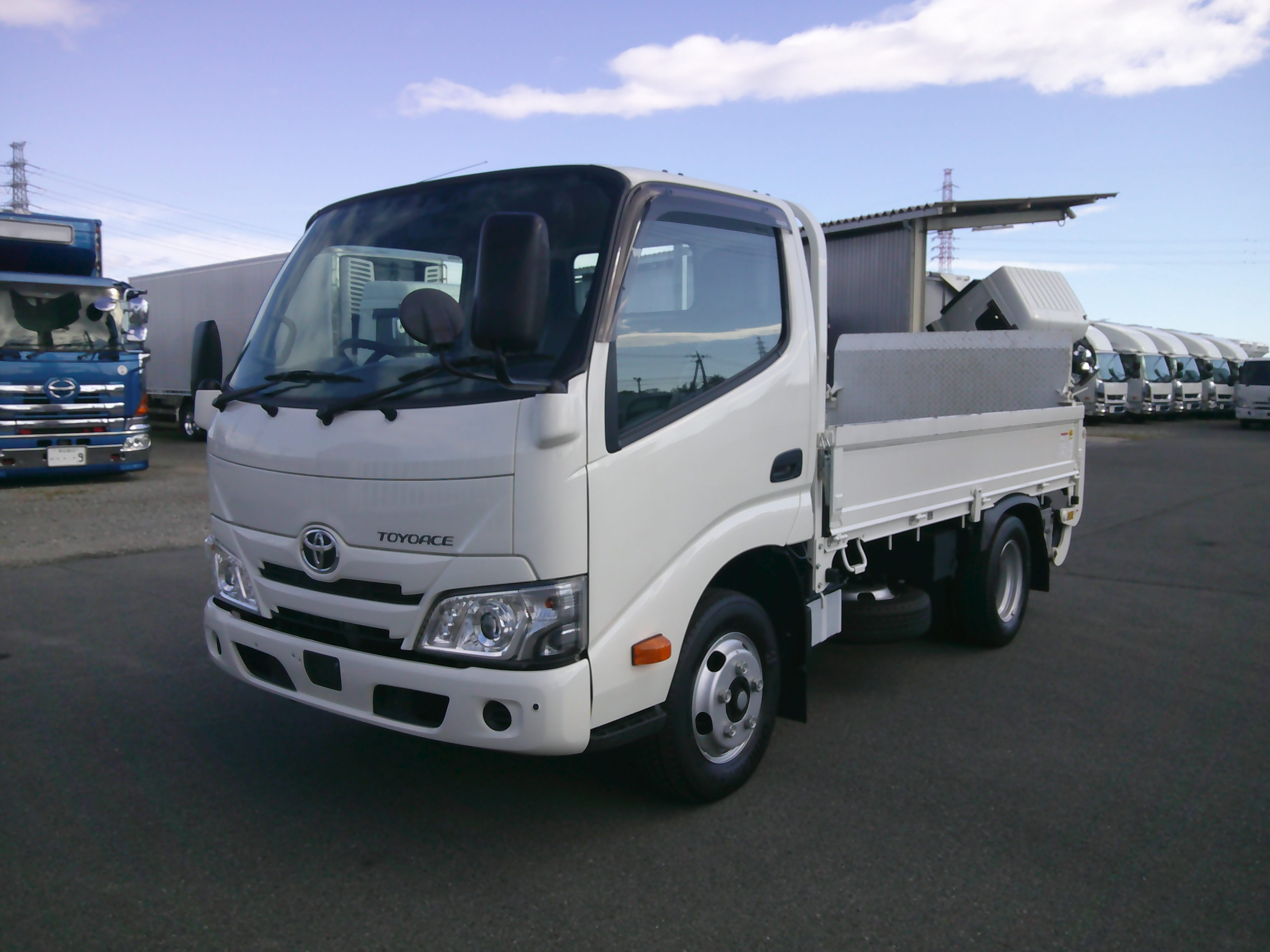トヨタ トヨエース 2RG-XZC605(2WD)の写真1