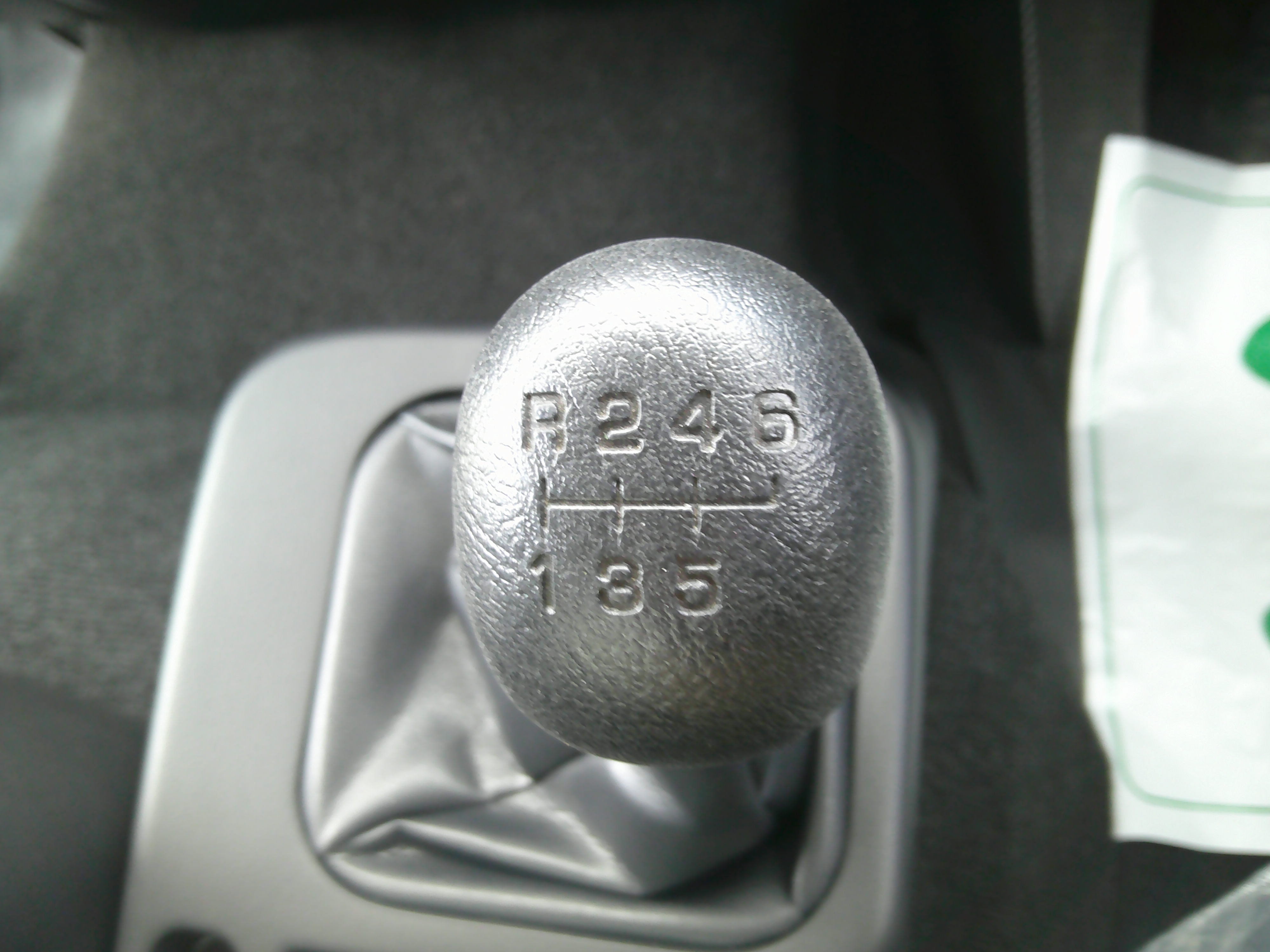 三菱 ファイター 2KG-FK65F(2WD)の写真24