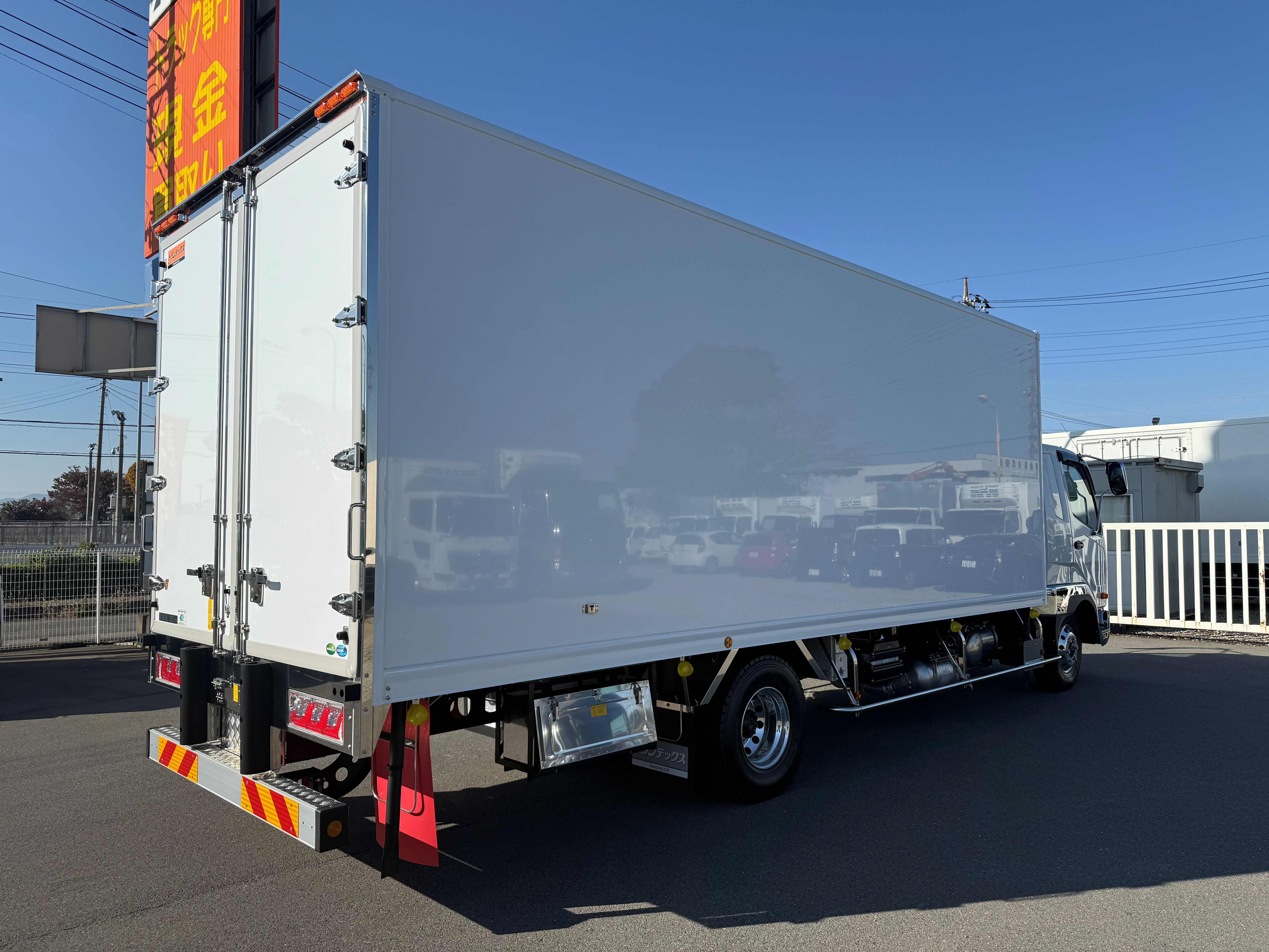 三菱 ファイター 2KG-FK65F(2WD)の写真5