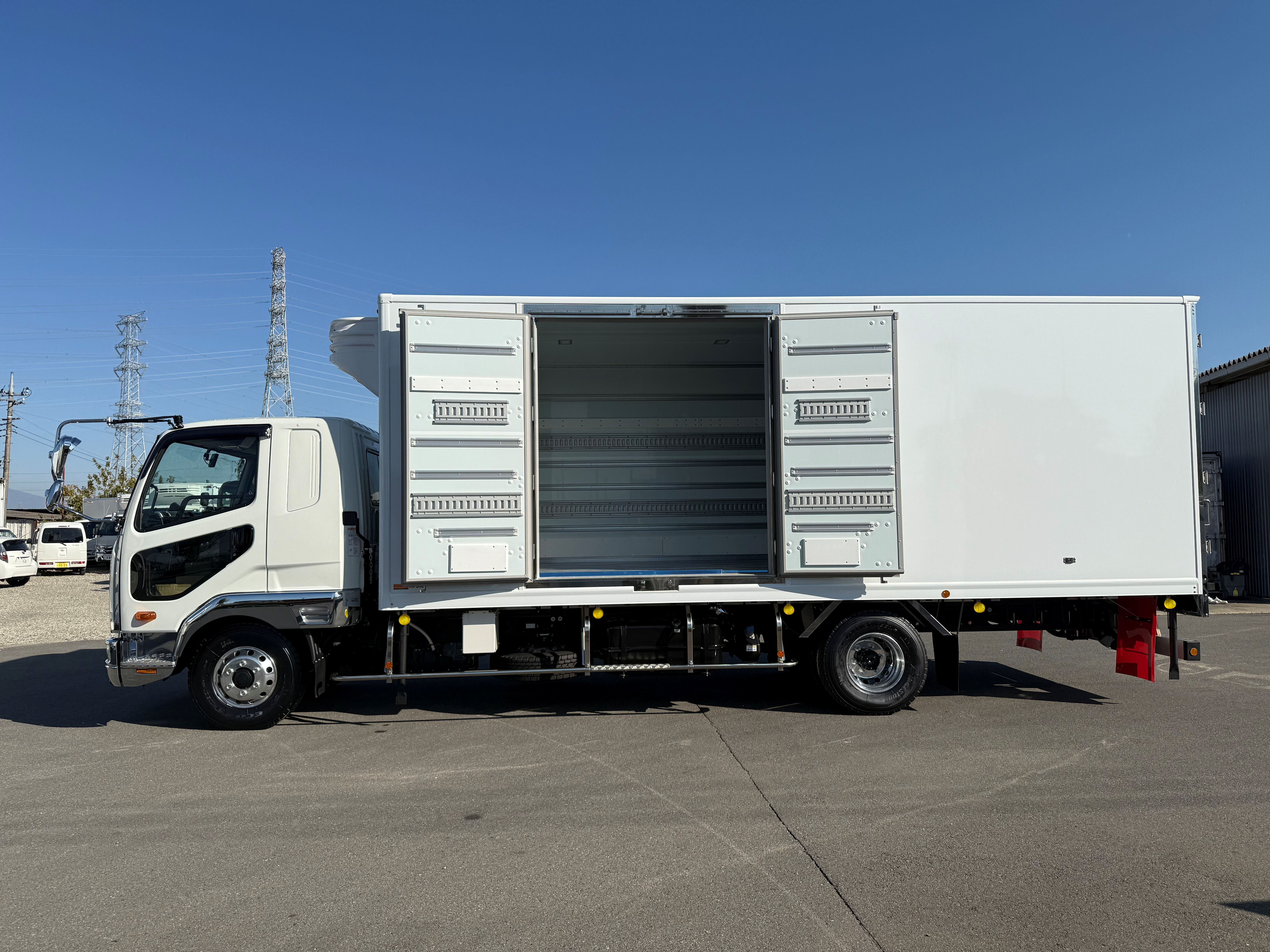 三菱 ファイター 2KG-FK65F(2WD)の写真9