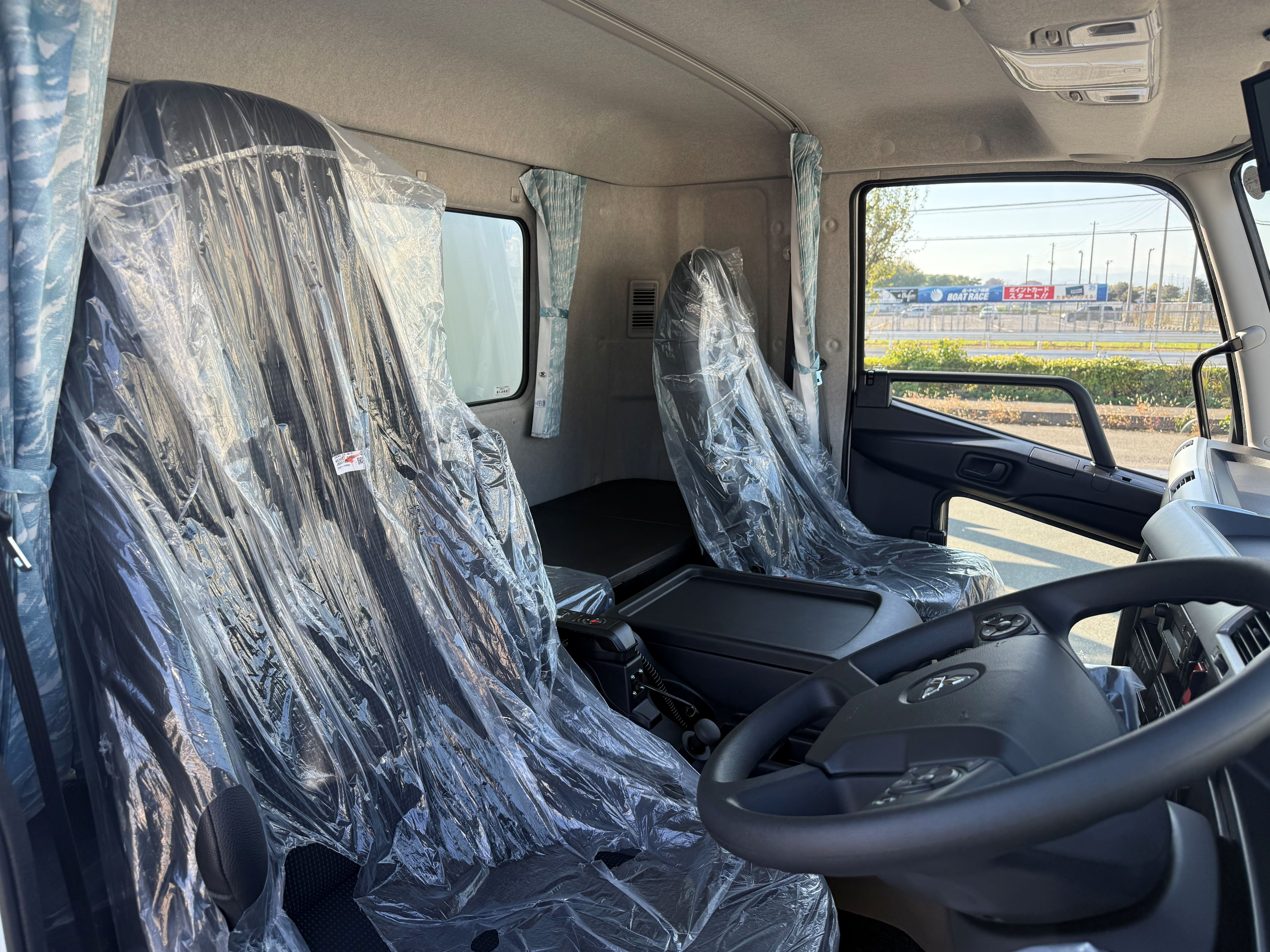 三菱 ファイター 2KG-FK65F(2WD)の写真26