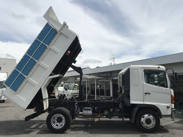 日野 レンジャー BDG-FE7JEWA(2WD)の写真5