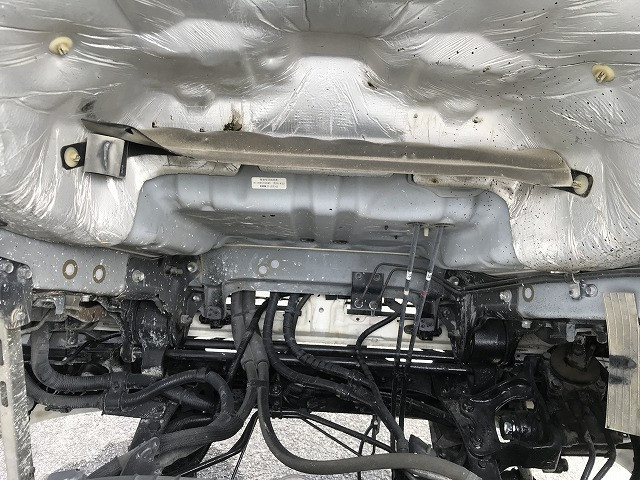 日野 レンジャー BDG-FE7JEWA(2WD)の写真18