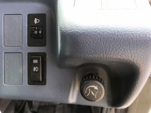 日野 レンジャー BDG-FE7JEWA(2WD)の写真41