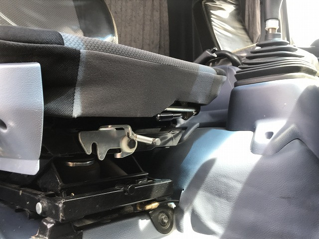 日野 レンジャー BDG-FE7JEWA(2WD)の写真47