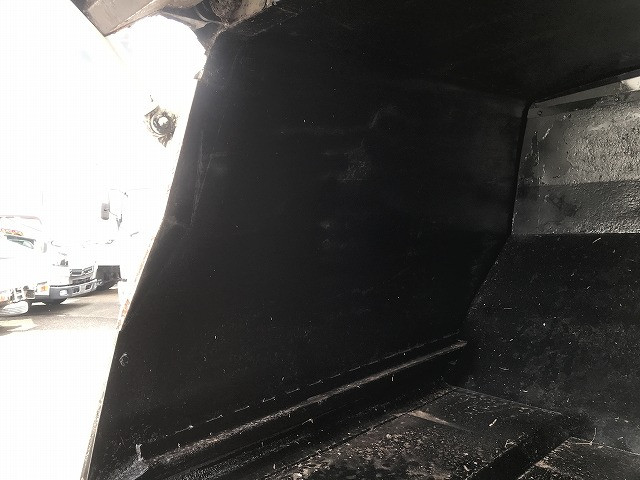 日野 デュトロ PB-XZU301X(2WD)の写真16