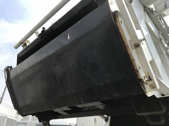 日野 デュトロ PB-XZU301X(2WD)の写真25