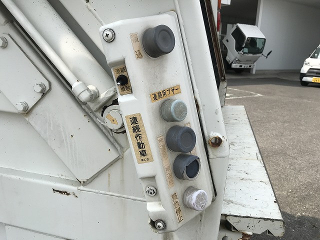 日野 デュトロ PB-XZU301X(2WD)の写真31