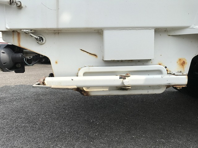 日野 デュトロ PB-XZU301X(2WD)の写真32