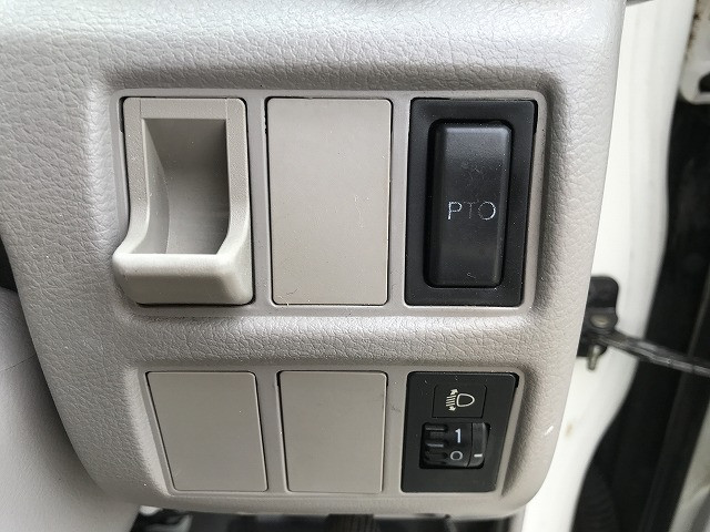 日野 デュトロ PB-XZU301X(2WD)の写真47